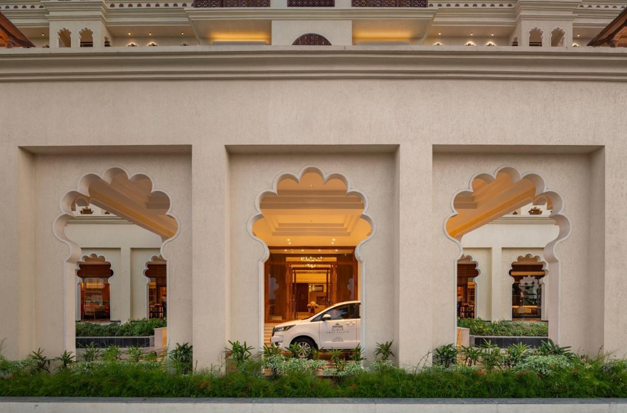 Uday Palace Navsari, A Member Of Radisson Individuals Extérieur photo